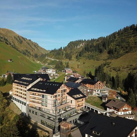 Apartment In Schroecken Near The Ski Area المظهر الخارجي الصورة