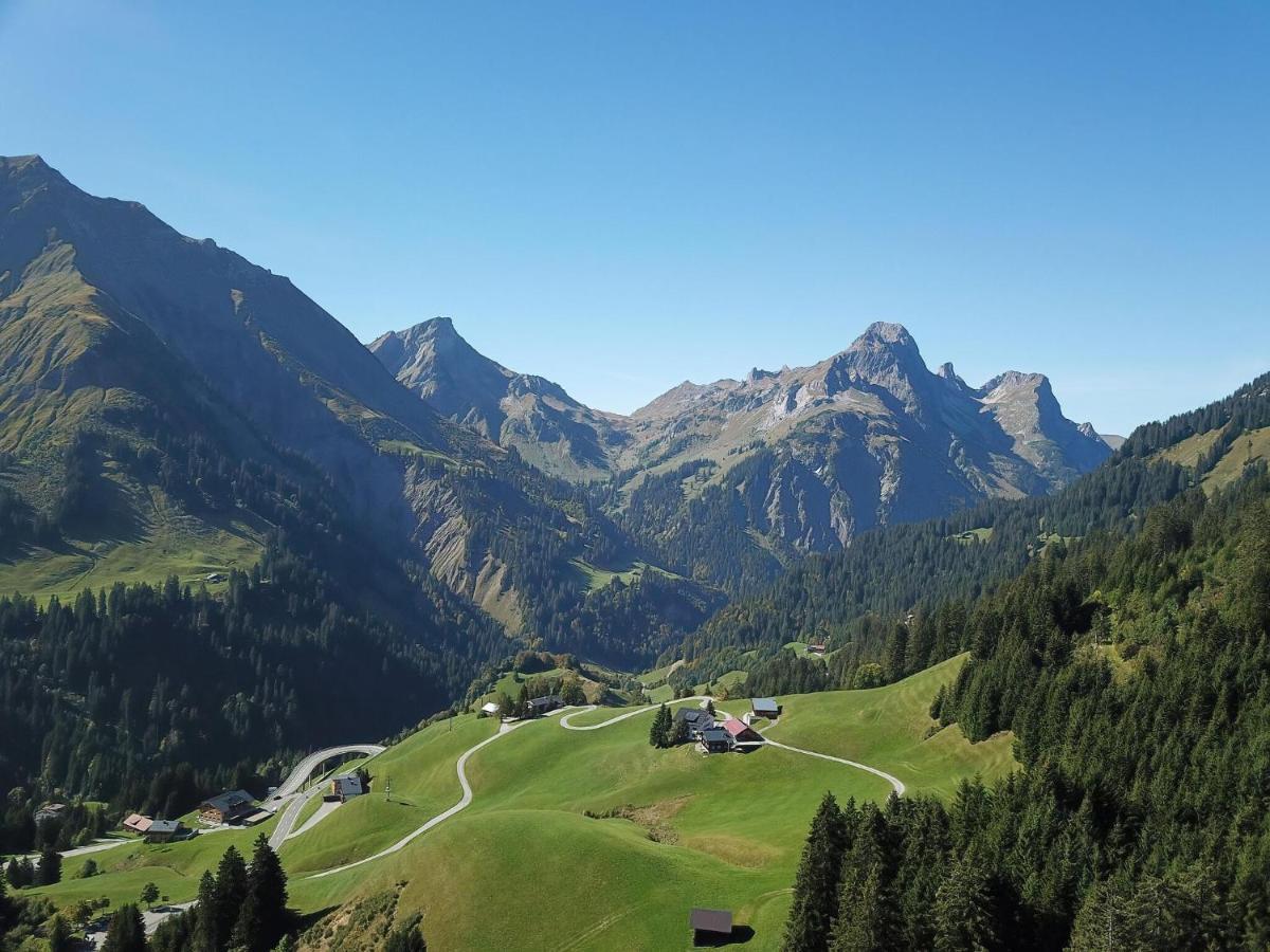 Apartment In Schroecken Near The Ski Area المظهر الخارجي الصورة